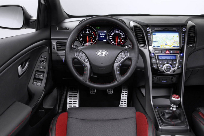 Hyundai i30 салон